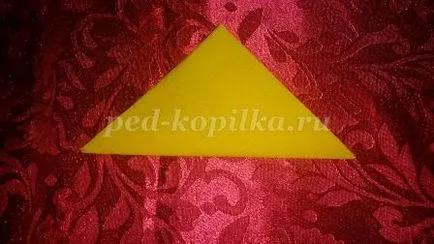 Ваза лотос з паперових серветок своїми руками в подарунок до 8 березня (серветок) Ваза лотос з паперових серветок своїми руками в подарунок до 8 березня