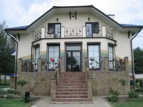 Фото дизайну фасаду будинку, дачі, котеджу (дачі) Фото дизайну фасаду будинку, дачі, котеджу