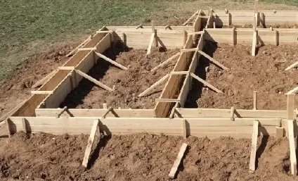 Фундамент під зруб - норми, поради (Мелкозаглубленний фундамент маленьку споруду) Фундамент під зруб - норми, поради
