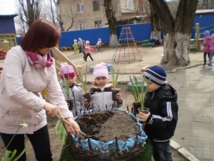 Фотозвіт «ось як славно ми працювали! »(Для педагогів) Фотозвіт «ось як славно ми працювали! »