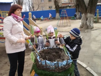 Фотозвіт «ось як славно ми працювали! »(Ігри для дошкільнят) Фотозвіт «ось як славно ми працювали! »