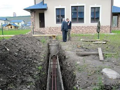 Водопостачання будинку на дачі - колодязь, свердловина або накопичувальний бак (свердловина) Водопостачання будинку на дачі - колодязь, свердловина або накопичувальний бак