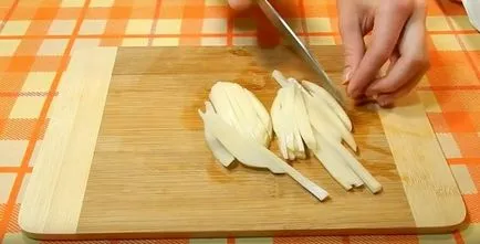 Смачний салат з картоплею (салат) Смачний салат з картоплею