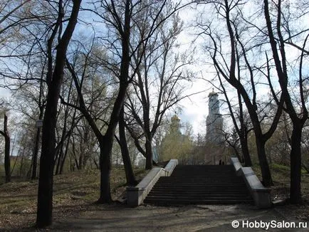 Харітоновскій парк - один з найбільших парків Запорожьеа (харітоновскій парк) Харітоновскій парк - один з найбільших парків Запорожьеа