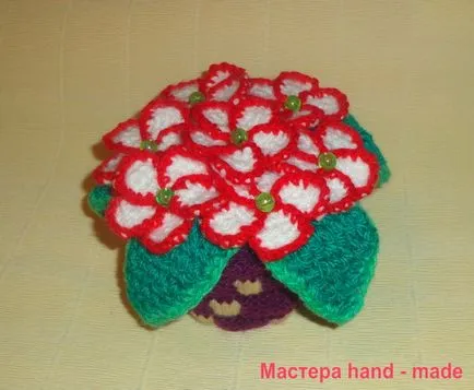В'язаний квітка - фіалка гачком і спицями, опис - майстри hand-made (в'язані квіти) В'язаний квітка - фіалка гачком і спицями, опис - майстри hand-made