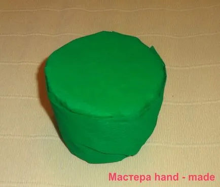 В'язаний квітка - фіалка гачком і спицями, опис - майстри hand-made (фіалка) В'язаний квітка - фіалка гачком і спицями, опис - майстри hand-made