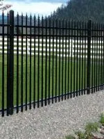 Огорожа з необрізної дошки (дошки) Огорожа з необрізної дошки