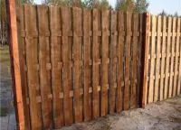 Огорожа з необрізної дошки (необрізний) Огорожа з необрізної дошки
