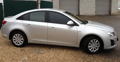 Заміна салонного фільтра chevrolet cruze (cruze) Заміна салонного фільтра chevrolet cruze