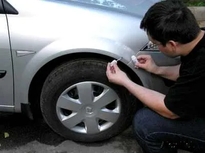 Зафарбувати подряпину на автомобілі своїми руками досить просто і недорого (зафарбувати) Зафарбувати подряпину на автомобілі своїми руками досить просто і недорого