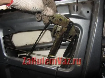 Заміна склопідіймача на ваз 2114 і 2115 (ціна) Заміна склопідіймача на ваз 2114 і 2115