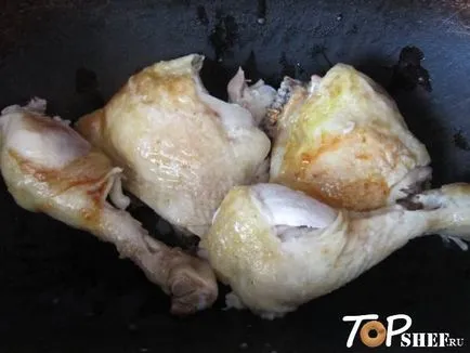 Печеня з куркою грибами і кабачками в сметані (печеня) Печеня з куркою грибами і кабачками в сметані