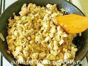 Жульєн з грибами і куркою в булочках (куркою) Жульєн з грибами і куркою в булочках