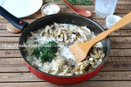 Жульєн в булочці з куркою і грибами, легкі рецепти (грибами) Жульєн в булочці з куркою і грибами, легкі рецепти