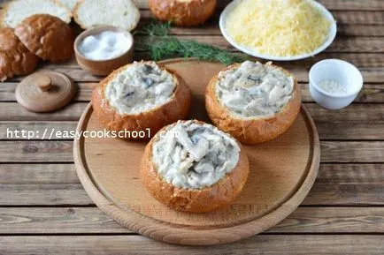 Жульєн в булочці з куркою і грибами, легкі рецепти (булочці куркою грибами) Жульєн в булочці з куркою і грибами, легкі рецепти