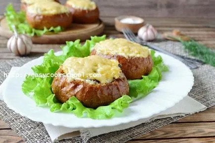 Жульєн в булочці з куркою і грибами, легкі рецепти (куркою) Жульєн в булочці з куркою і грибами, легкі рецепти