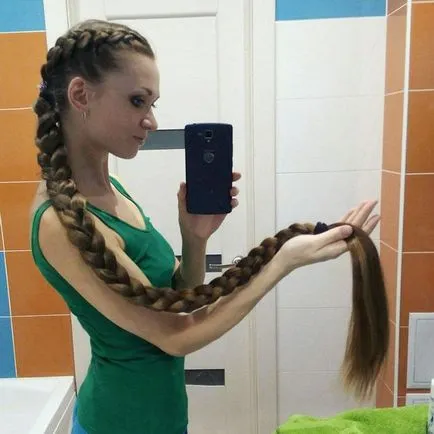 Жива рапунцель фото дівчини з неймовірно довгим волоссям підкорили соцмережі (Дашик Губанова волосся фото) Жива рапунцель фото дівчини з неймовірно довгим волоссям підкорили соцмережі
