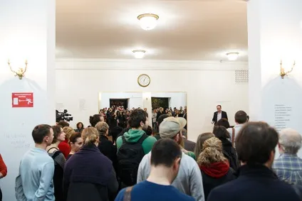 Афіша повітря «мародери, геть із театру! »Що сталося з виставкою в театрі на Таганці - архів
