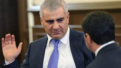 Вірменія хто в домі господар