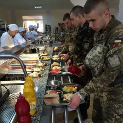 Чи беруть в армію з виразкою шлунка і 12 палої кишки (шлунка) Чи беруть в армію з виразкою шлунка і 12 палої кишки