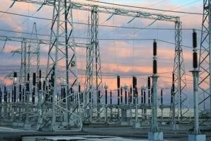 Чим повинні бути укомплектовані електроустановки 1 (двома парами діелектричних) Чим повинні бути укомплектовані електроустановки 1