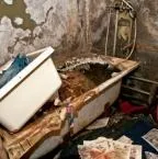 Що робити, якщо сусіди перетворюють квартиру в смітник