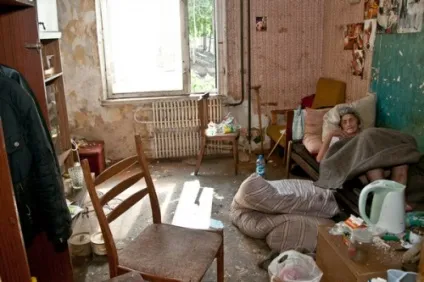 Що робити, якщо сусіди перетворюють квартиру в смітник