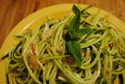 Цукіні рецепти, швидко і смачно, мариновані на зиму, по-корейськи, фото, відео (рецепти) Цукіні рецепти, швидко і смачно, мариновані на зиму, по-корейськи, фото, відео