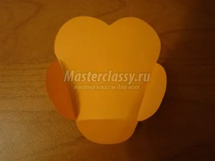 Квітка з паперу для бджілки Майї