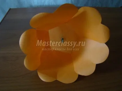 Квітка з паперу для бджілки Майї