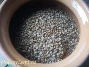 Гречка з куркою в горщиках (горщиках) Гречка з куркою в горщиках
