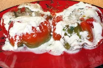 Гогошари фаршировані м'ясом і тушковані зі сметаною (м'ясом) Гогошари фаршировані м'ясом і тушковані зі сметаною