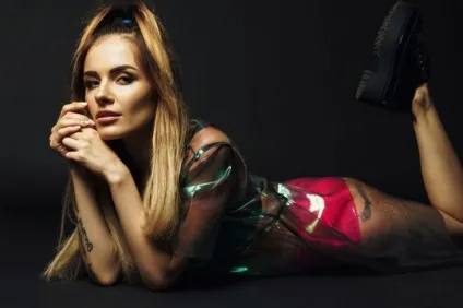 Ексклюзив mamarika розповіла про відхід, макіяжі і улюбленої косметики (гель вмивання тонік для очищення) Ексклюзив mamarika розповіла про відхід, макіяжі і улюбленої косметиці