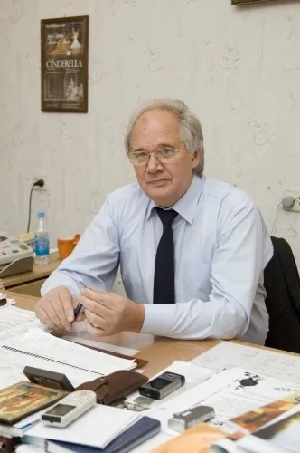 Ігор Непомнящий «життя - театр, а репертуар ми вибираємо самі! »(Життя) Ігор Непомнящий «життя - театр, а репертуар ми вибираємо самі! »
