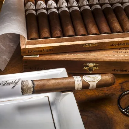 Історія бренду davidoff