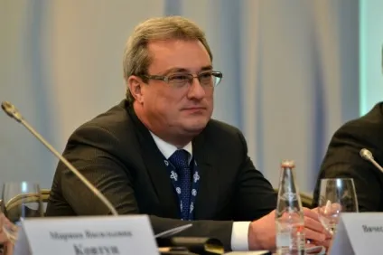 З казнокрадів в кримінальники (боротьба з корупцією) З казнокрадів в кримінальники
