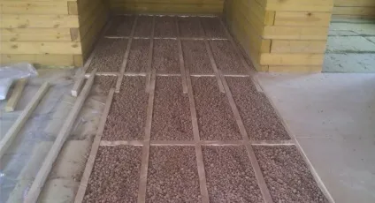 Як і чим утеплити підлогу в дерев'яному будинку своїми руками (дерев'яному) Як і чим утеплити підлогу в дерев'яному будинку своїми руками