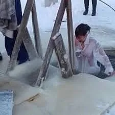 Як правильно занурюватися в джерелах і водоймах на хрещення ... і чи потрібно це взагалі робити ... (вірою) Як правильно занурюватися в джерелах і водоймах на хрещення ... і чи потрібно це взагалі робити ...