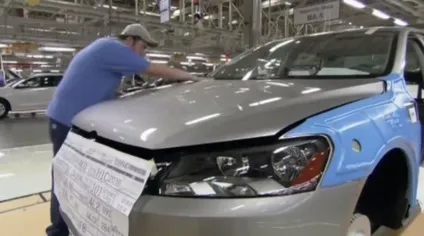 Як роботи збирають volkswagen в сша - як це зроблено (volkswagen) Як роботи збирають volkswagen в сша - як це зроблено
