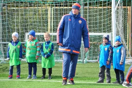 Як пройшов набір в ДЮСШ ПФК ЦСКА розповідає андрей Плахетко Мар'ян Іванович, фото - фото - новини ПФК ЦСКА - (вболівальники ЦСКА) Як пройшов набір в ДЮСШ ПФК ЦСКА розповідає андрей Плахетко Мар'ян Іванович, фото - фото - новини ПФК ЦСКА -
