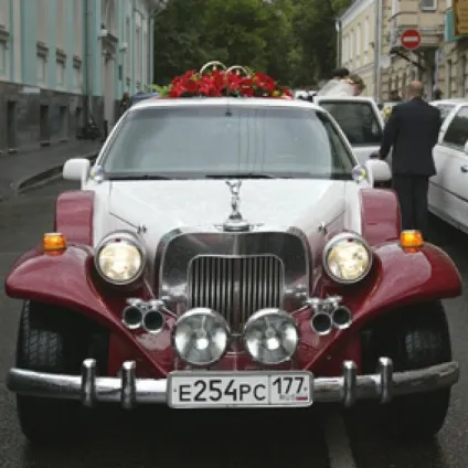 Як вибрати лімузин на весілля (весілля) Як вибрати лімузин на весілля