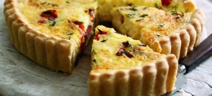 Кіш лорен - рецепти класичного пирога з куркою, грибами, лососем і шинкою (лососем) Кіш лорен - рецепти класичного пирога з куркою, грибами, лососем і шинкою