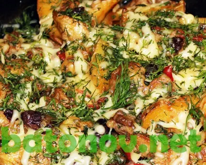 Картопля з квасолею, куркою і болгарським перцем, батонів немає (картопля в шкірці часточками з квасолею) Картопля з квасолею, куркою і болгарським перцем, батонів немає