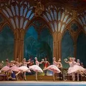 Короткий зміст - «Есмеральда» - балет - репертуар - Луганський державний академічний (Есмеральда) Короткий зміст - «Есмеральда» - балет - репертуар - Луганський державний академічний