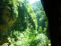 Краси Гуамское ущелини