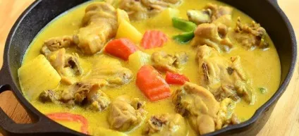 Курка каррі по-індійськи і по-тайськи з рисом, ананасом, бананом - рецепти з вершками і кокосовим (тайською) Курка каррі по-індійськи і по-тайськи з рисом, ананасом, бананом - рецепти з вершками і кокосовим