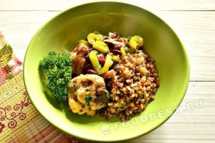 Курка, тушкована з перцем і квасолею - рецепт з фото (тушкована птиця) Курка, тушкована з перцем і квасолею - рецепт з фото
