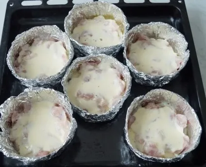 Куряче філе сюрприз запечене у фользі - прості рецепти (куряче) Куряче філе сюрприз запечене у фользі - прості рецепти