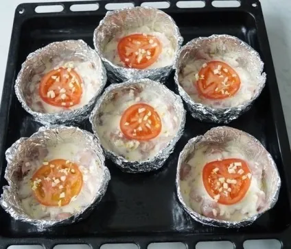 Куряче філе сюрприз запечене у фользі - прості рецепти (сюрприз) Куряче філе сюрприз запечене у фользі - прості рецепти