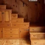 Сходи на дачі на другий поверх (дачі) Сходи на дачі на другий поверх